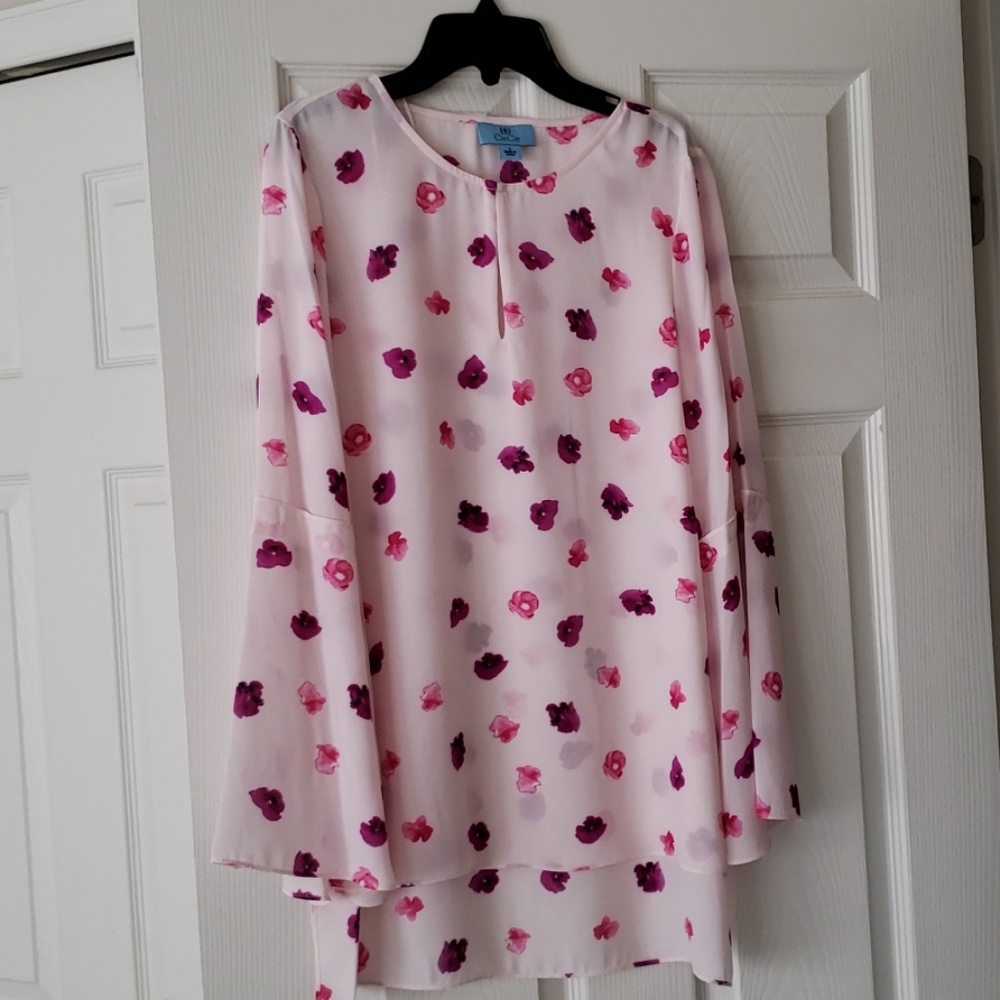 🔥NWT CeCe blouse light pink w flowers